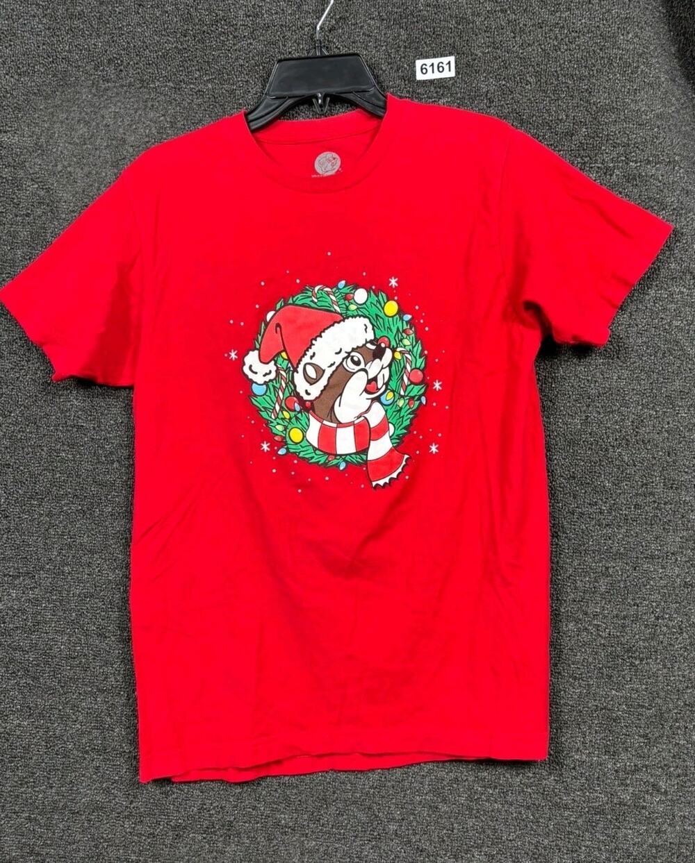 Buc-ee’s T-Shirt Mens Size M Red "Christmas Never Calm Always Bright Holiday"